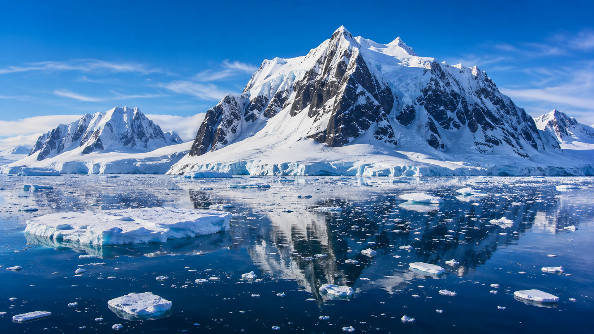 Antarctica Time to Visit